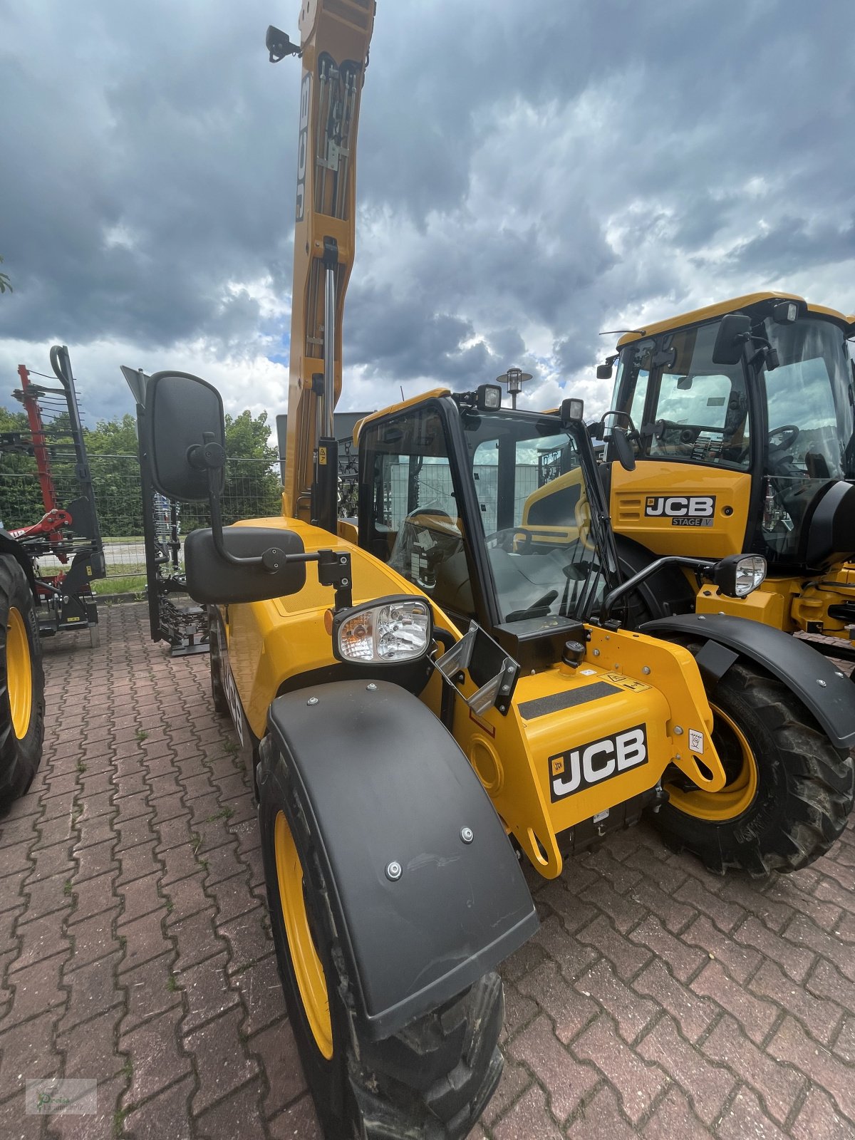 Teleskopstapler van het type JCB 525-60 Agri Plus, Neumaschine in Bad Kötzting (Foto 1)