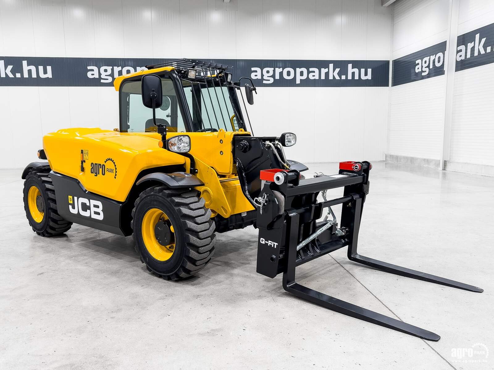 Teleskopstapler typu JCB 525-60 Hi-Viz, Gebrauchtmaschine v Csengele (Obrázok 2)