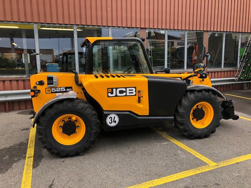 Teleskopstapler van het type JCB 525-60, Neumaschine in Domdidier (Foto 1)