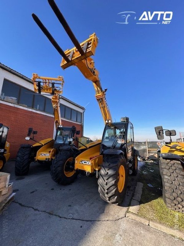 Teleskopstapler of the type JCB 532-60 AGRI, Gebrauchtmaschine in Naklo (Picture 1)