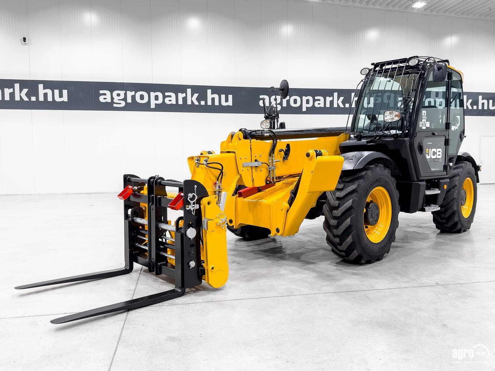 Teleskopstapler typu JCB 540-140 Sway, Gebrauchtmaschine v Csengele (Obrázok 1)