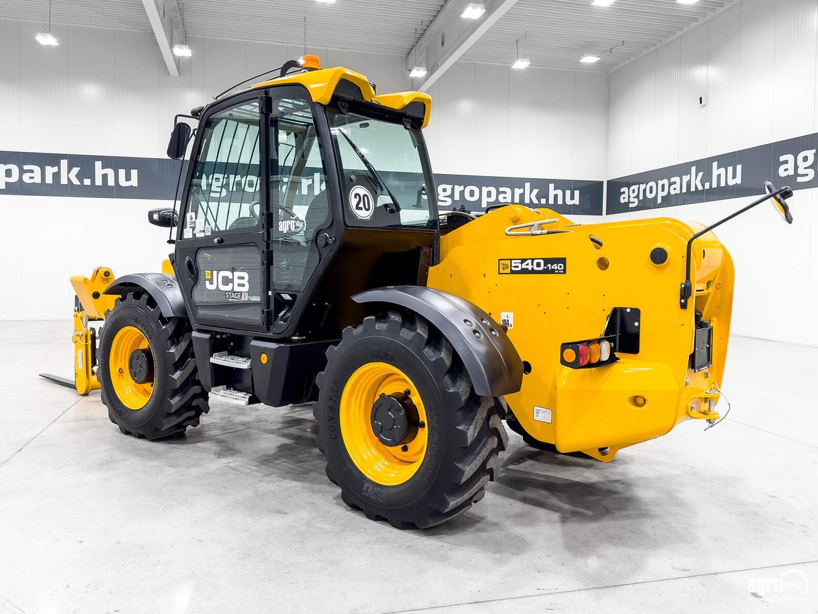 Teleskopstapler van het type JCB 540-140 Sway, Gebrauchtmaschine in Csengele (Foto 4)