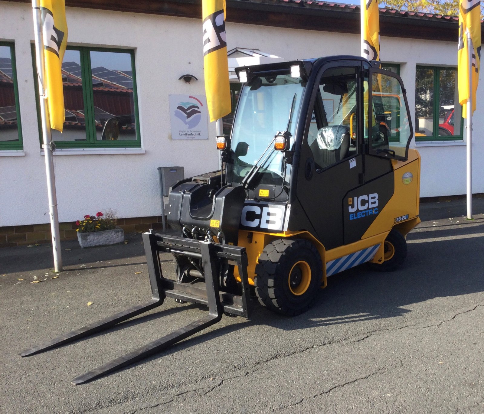 Teleskopstapler du type JCB Teletruk 35-22E, Gebrauchtmaschine en Döllstädt (Photo 9)