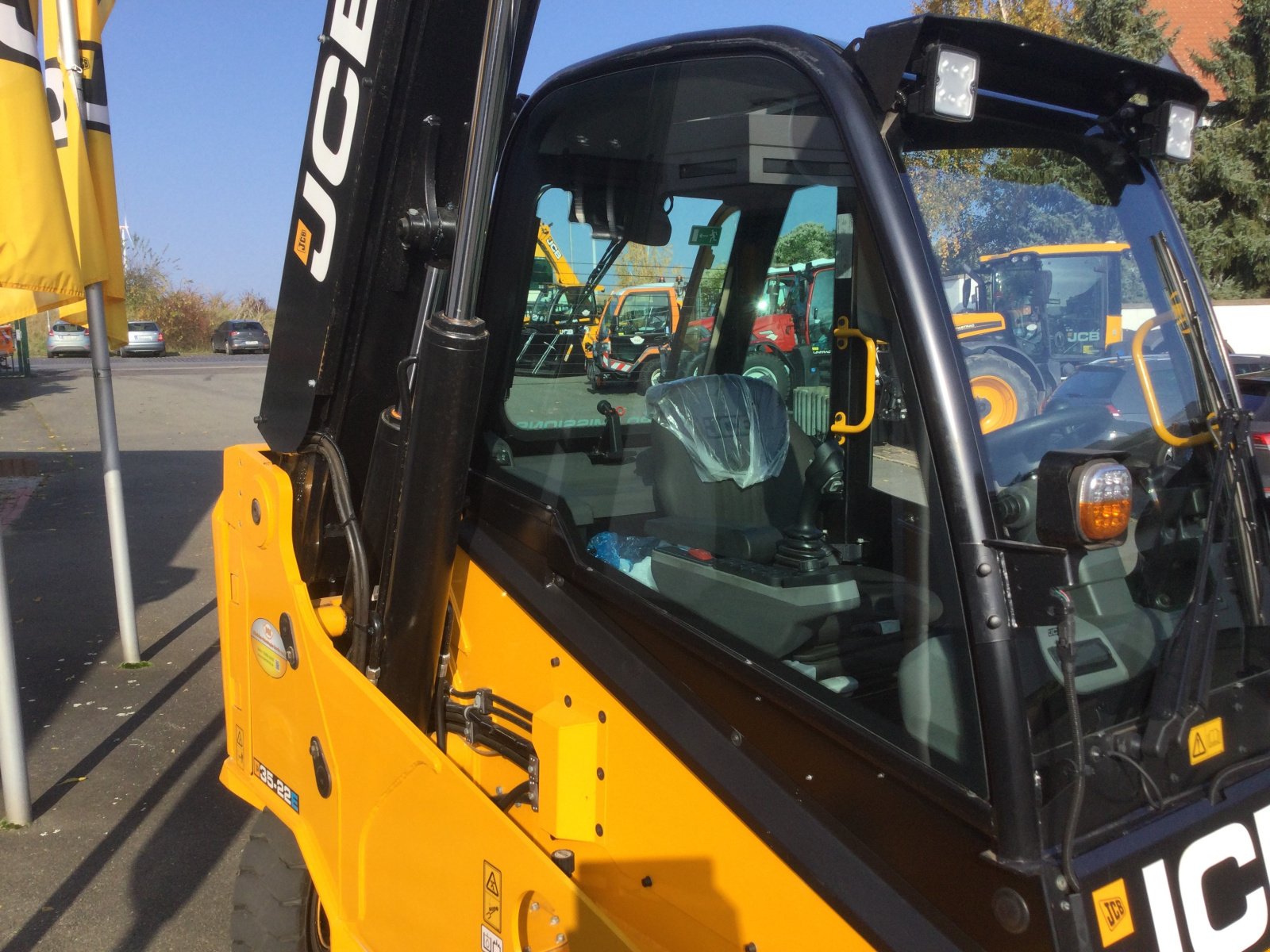 Teleskopstapler du type JCB Teletruk 35-22E, Gebrauchtmaschine en Döllstädt (Photo 10)