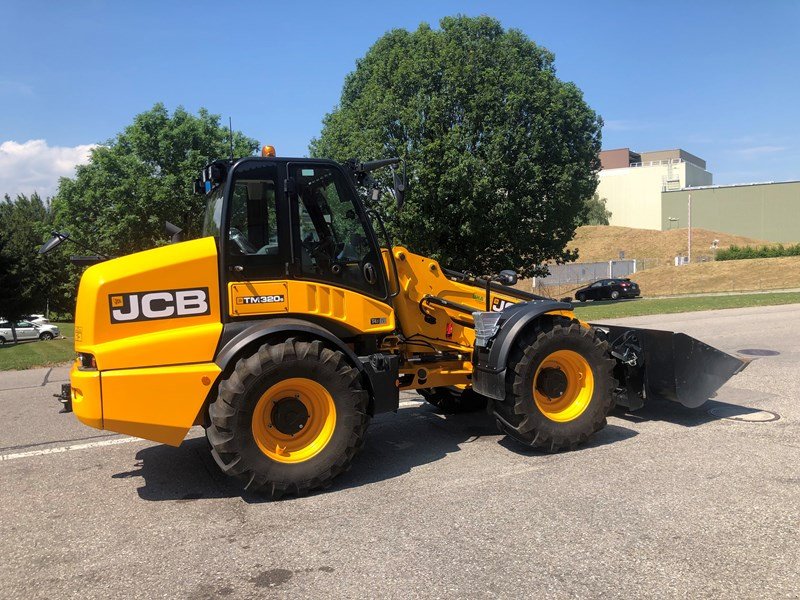 Teleskopstapler tip JCB TM320S, Ausstellungsmaschine in Domdidier (Poză 1)