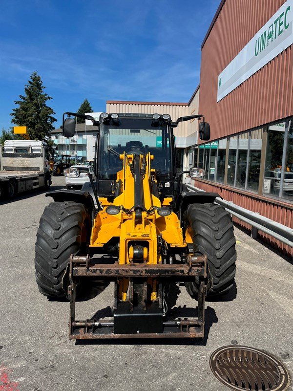 Teleskopstapler от тип JCB tm320s, Gebrauchtmaschine в Domdidier (Снимка 5)