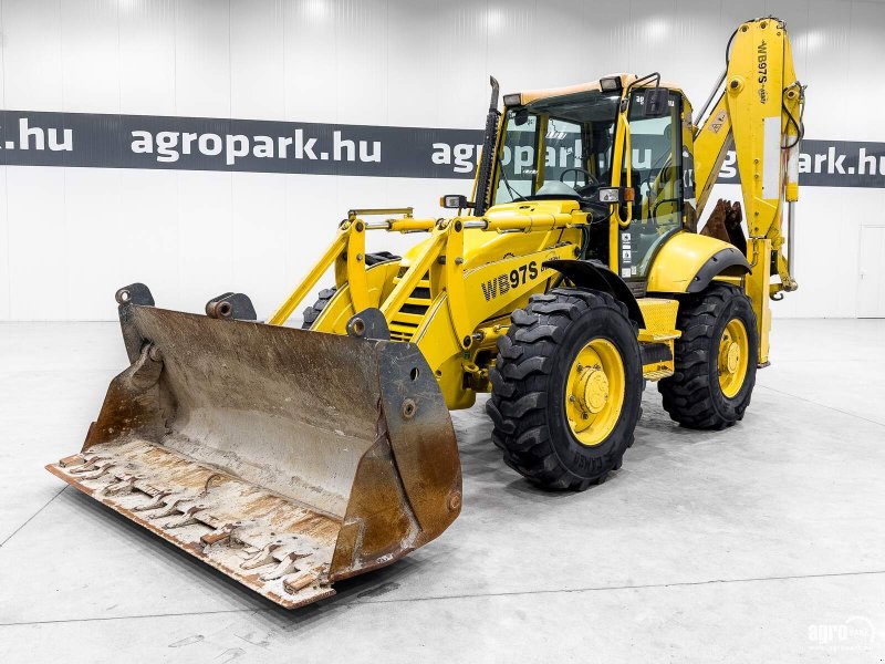 Teleskopstapler от тип Komatsu WB97S, Gebrauchtmaschine в Csengele (Снимка 1)