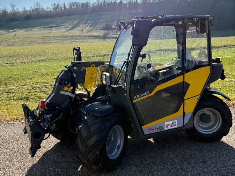 Teleskopstapler van het type Kramer 1445, Neumaschine in Courtedoux (Foto 1)