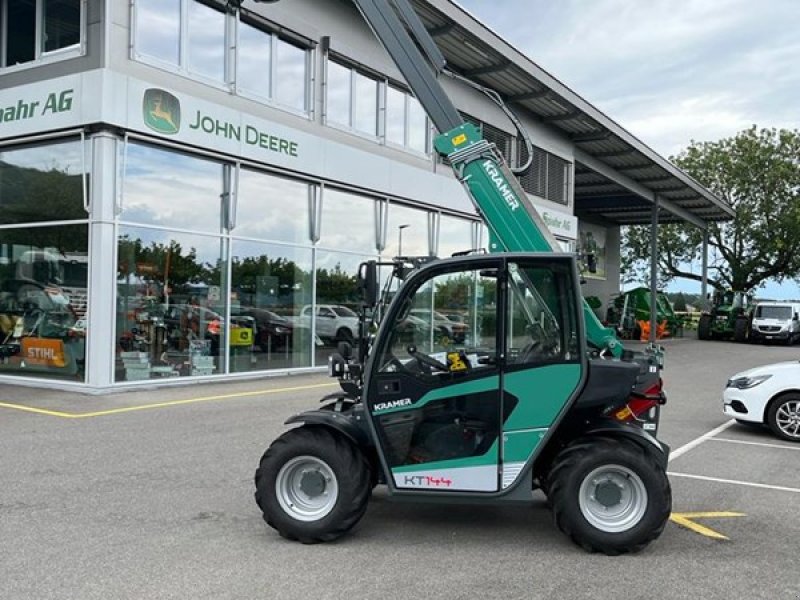 Teleskopstapler van het type Kramer KT 144, Neumaschine in Lengnau (Foto 1)