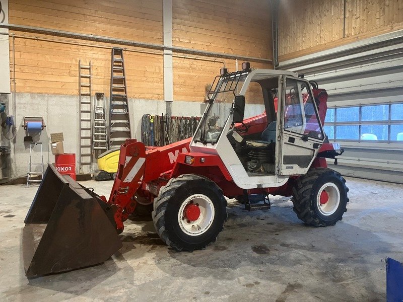 Teleskopstapler tip Manitou MT 840CP, Gebrauchtmaschine in Rikon (Poză 1)