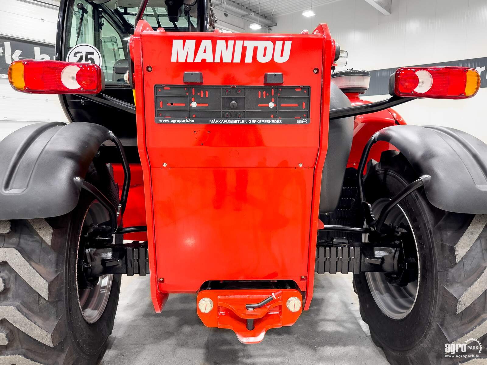 Teleskopstapler van het type Manitou MT933, Gebrauchtmaschine in Csengele (Foto 7)