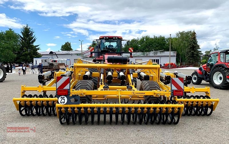 Tiefenlockerer van het type Agrisem Cultiplow Platinum 6m, Neumaschine in Ostheim/Rhön (Foto 2)