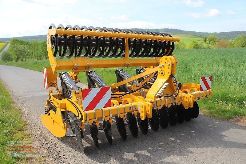 Tiefenlockerer des Typs Agrisem Maximulch 3m, Neumaschine in Ostheim/Rhön (Bild 2)