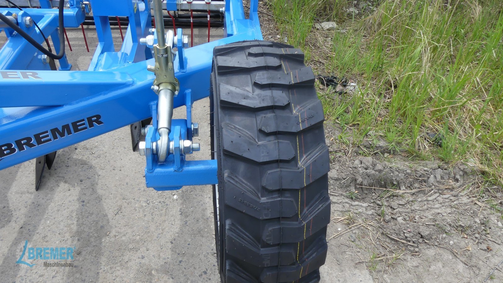 Tiefenlockerer des Typs Bremer Maschinenbau Parall P 6 VÜ, Neumaschine in Hohenhameln (Bild 4)