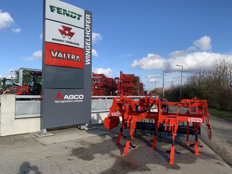 Tiefenlockerer des Typs Vigolo DIG 780/5, Neumaschine in Starrein