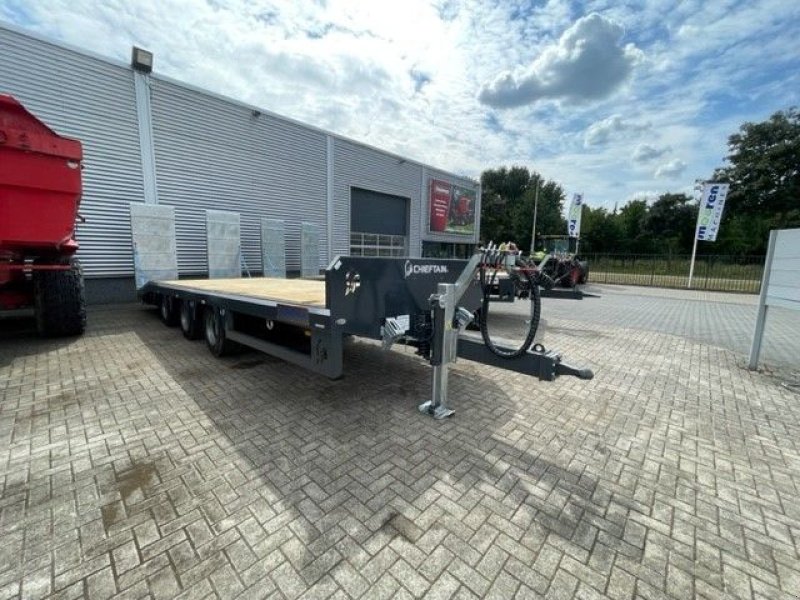 Tieflader tipa Chieftain 27T 3 asser dieplader, Neumaschine u Roermond (Slika 2)