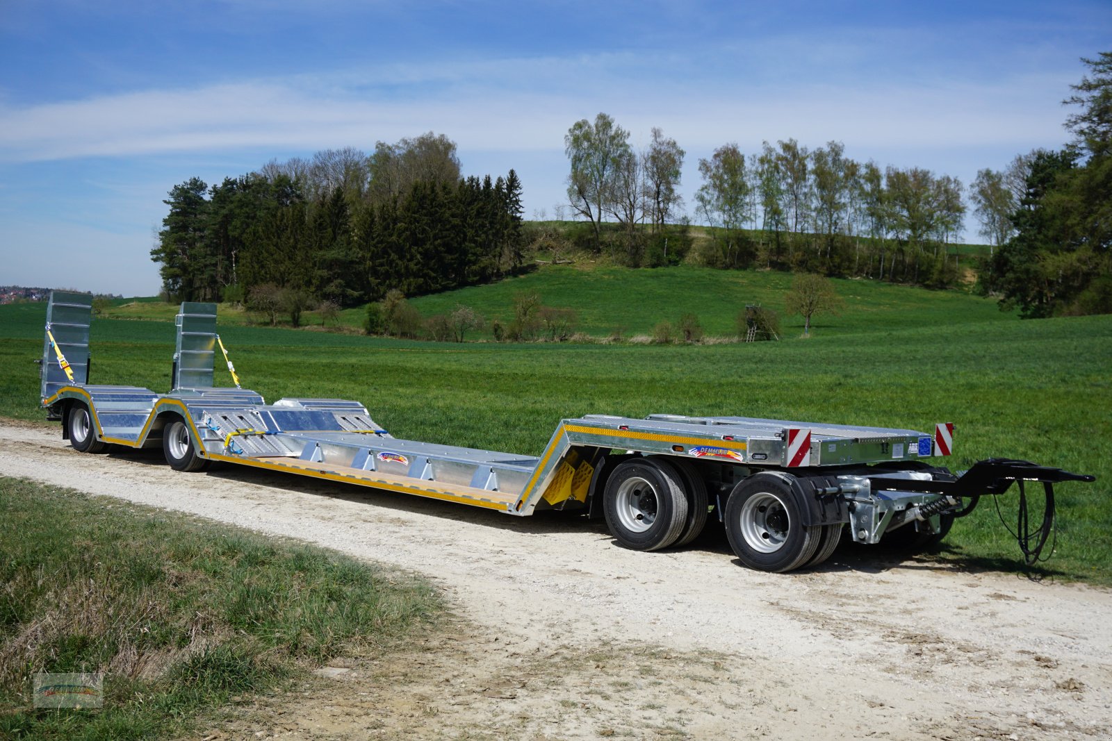 Tieflader van het type Demmler FPF 40, Neumaschine in Wertingen-Geratshofen (Foto 1)