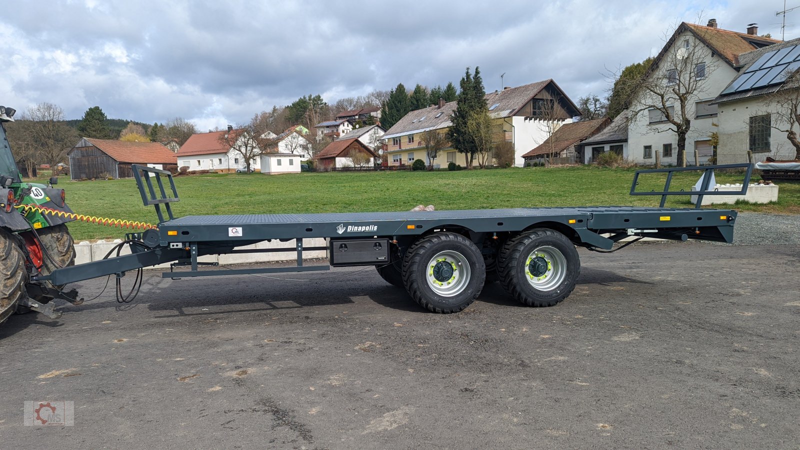 Tieflader van het type Dinapolis 7,5m Ballenwagen Hydraulisch absenkbare Rampe Druckluft LED, Neumaschine in Tiefenbach (Foto 3)