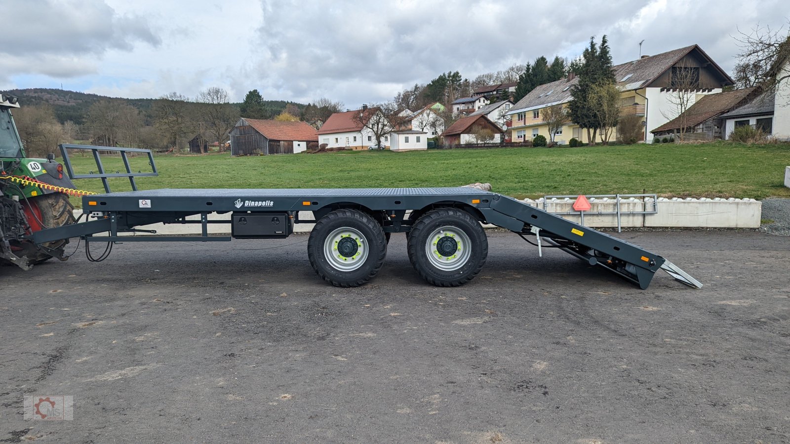 Tieflader a típus Dinapolis 7,5m Ballenwagen Hydraulisch absenkbare Rampe Druckluft LED, Neumaschine ekkor: Tiefenbach (Kép 1)