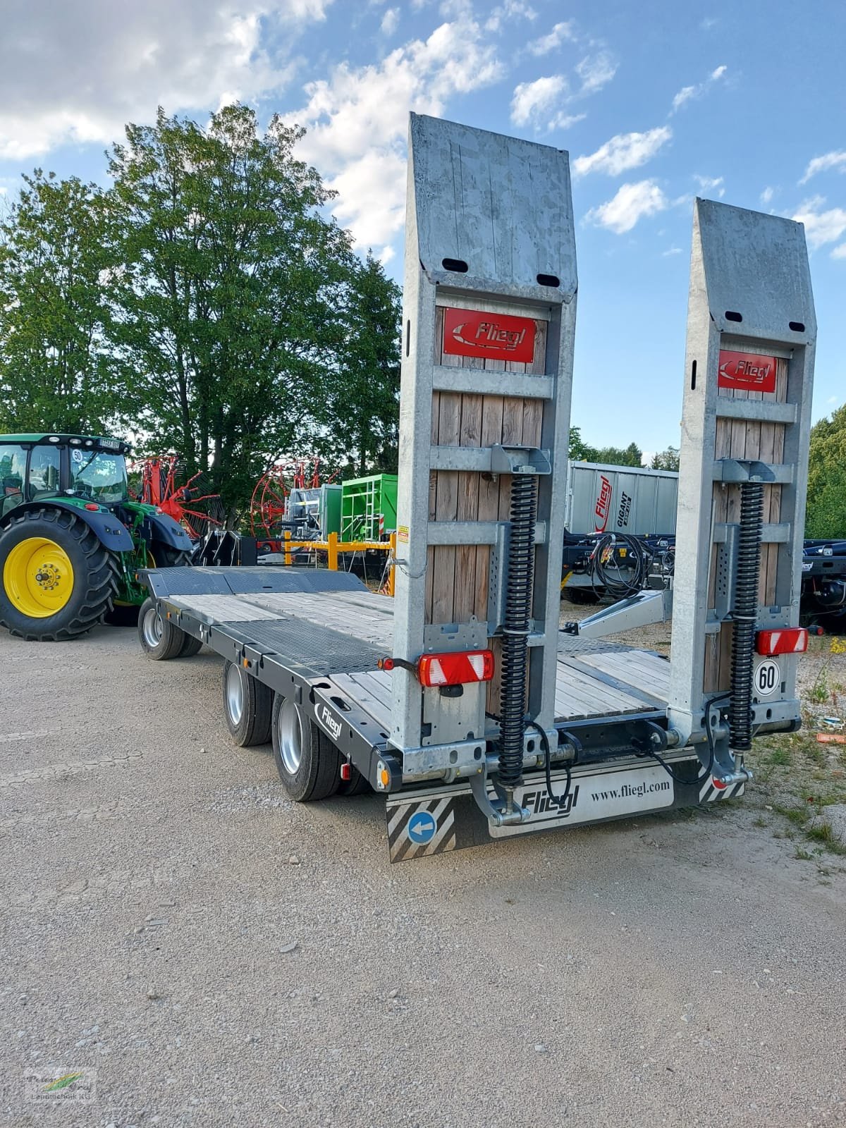 Tieflader del tipo Fliegl DTL 300 Agrar, Neumaschine en Pegnitz-Bronn (Imagen 1)