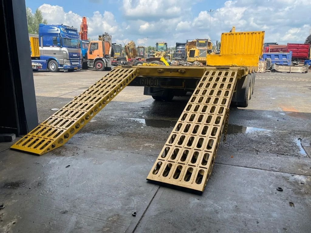 Tieflader Türe ait Fruehauf Lowbed 3 Axle Full Steel Lames Spring Suspension 12 Tyre Loading, Gebrauchtmaschine içinde 'S-Hertogenbosch (resim 4)