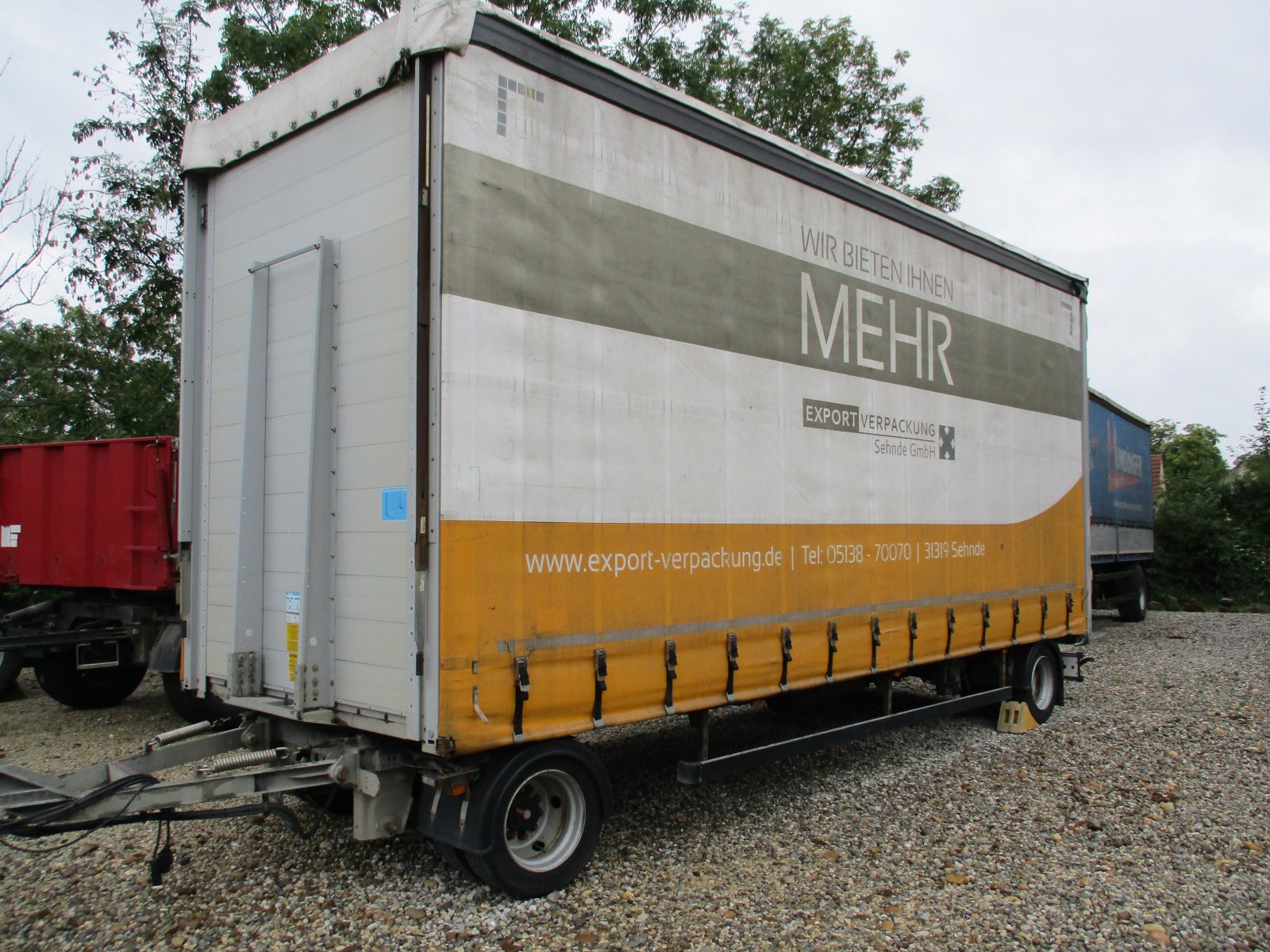 Tieflader van het type Goldhofer 18 t 2 Achser Jumbo, seitliche Raumladehöhe 3 m, Ladehöhe 0.85 m, 7.40 m Ladefläche, Gebrauchtmaschine in Rain-Gempfing (Foto 1)