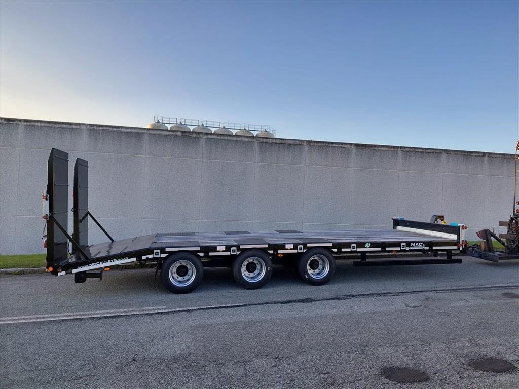 Tieflader tip Oleo Mac 3 akslet maskintrailer På lager til omgående levering, Gebrauchtmaschine in Ringe (Poză 1)