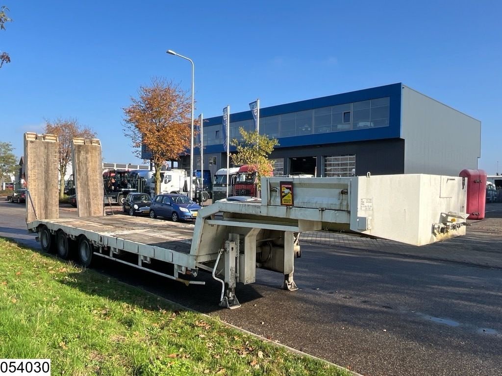 Tieflader van het type Sonstige ACTM Lowbed, Gebrauchtmaschine in Ede (Foto 4)