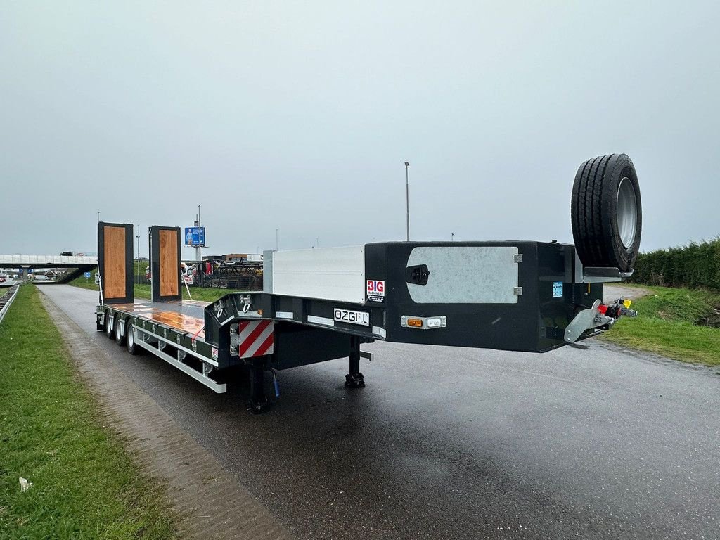 Tieflader des Typs Sonstige OZGUL LW3 EU 1SS, Neumaschine in Velddriel (Bild 5)