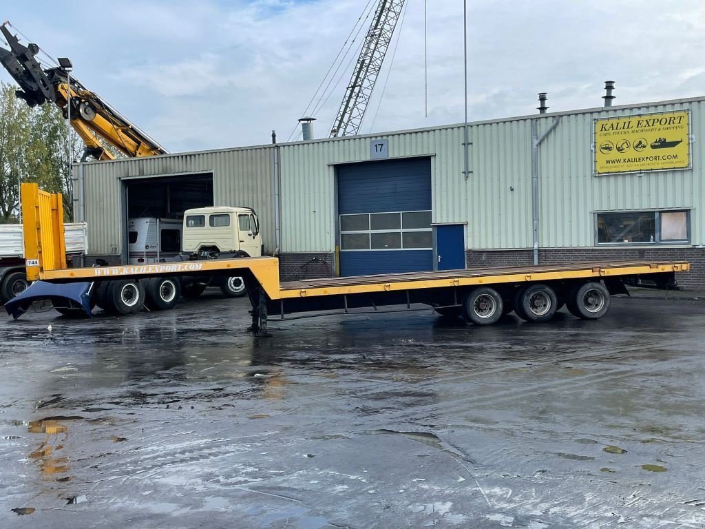 Tieflader от тип Sonstige Trouillet Lowbed 3 Axle Full Steel Lames Spring Suspension 12 Tyre Good Co, Gebrauchtmaschine в 'S-Hertogenbosch (Снимка 4)