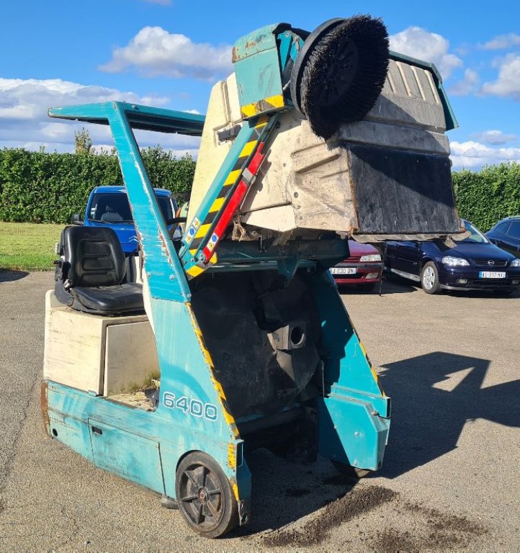 Traktor van het type Agri-Power 6400, Gebrauchtmaschine in BAZAINVILLE (Foto 2)