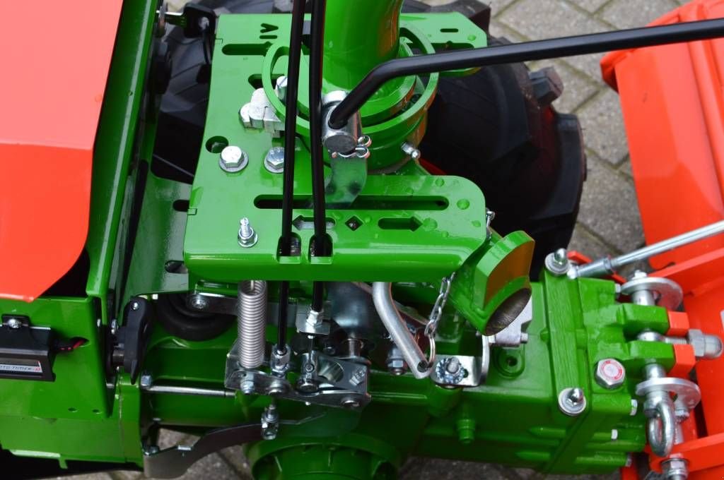 Traktor Türe ait Agria 3400 diesel met Freesbak, Gebrauchtmaschine içinde Erichem (resim 7)