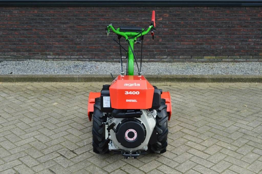 Traktor van het type Agria 3400 diesel met Freesbak, Gebrauchtmaschine in Erichem (Foto 2)