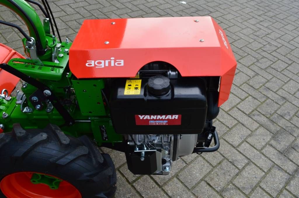 Traktor van het type Agria 3400 diesel met Freesbak, Gebrauchtmaschine in Erichem (Foto 8)