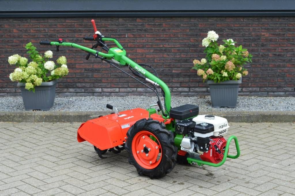 Traktor of the type Agria 3600 met Freesbak, Gebrauchtmaschine in Erichem (Picture 3)