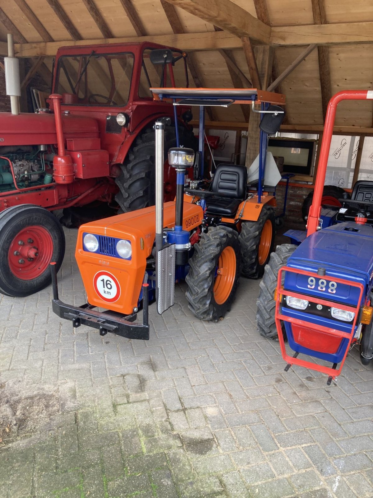 Traktor typu Agria 9900e, Gebrauchtmaschine v LEERSUM (Obrázek 1)