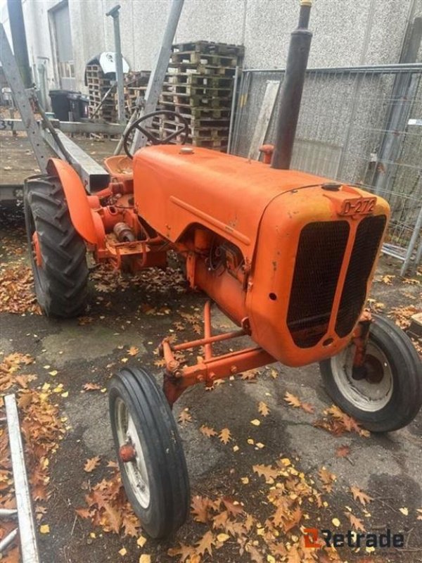 Traktor типа Allis-Chalmers D272, Gebrauchtmaschine в Rødovre (Фотография 1)