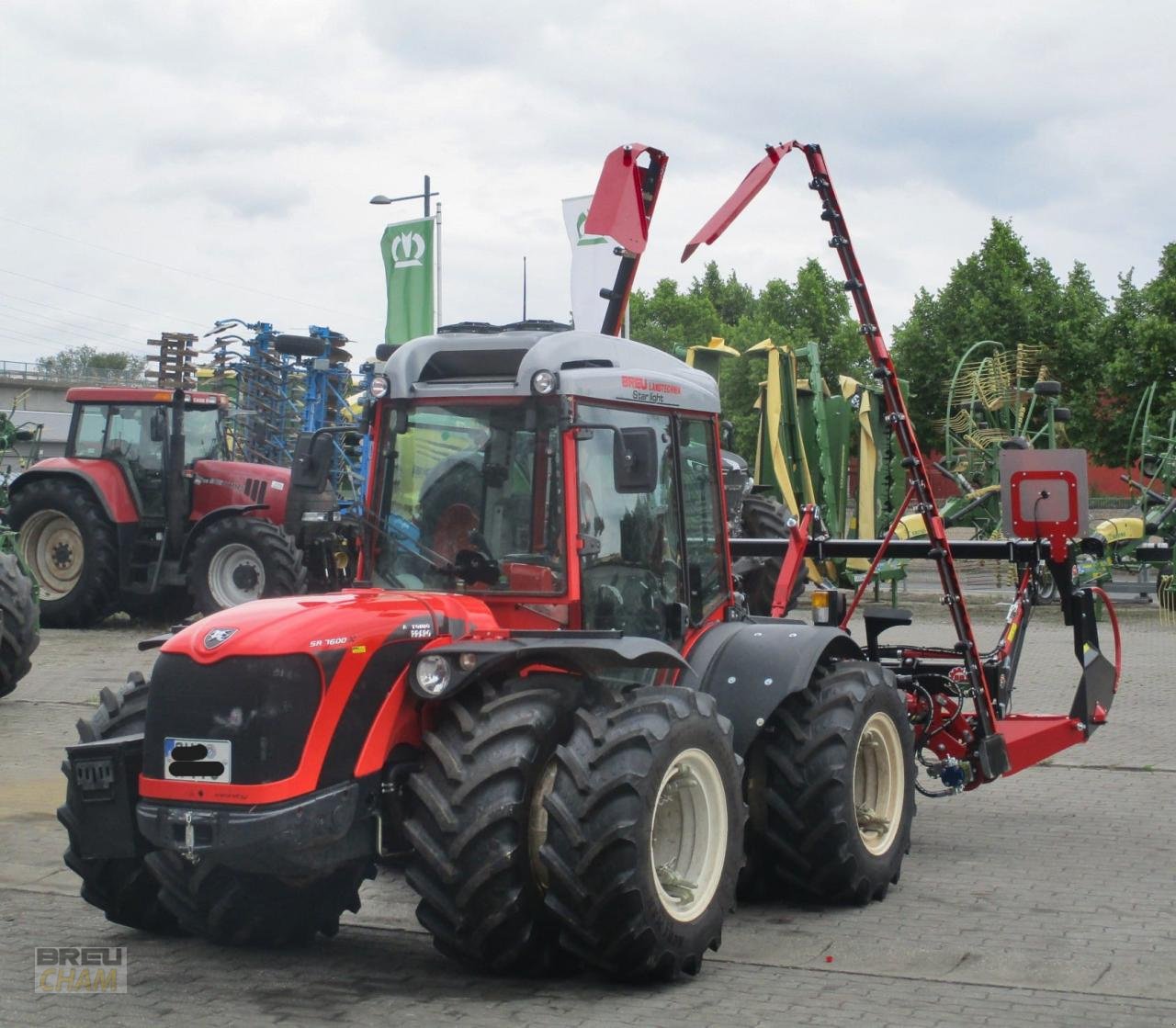 Traktor typu Antonio Carraro SR 7600 Infinity, Gebrauchtmaschine w Cham (Zdjęcie 1)