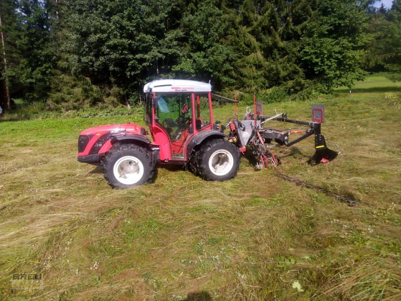 Traktor van het type Antonio Carraro SR 7600, Gebrauchtmaschine in Cham (Foto 9)