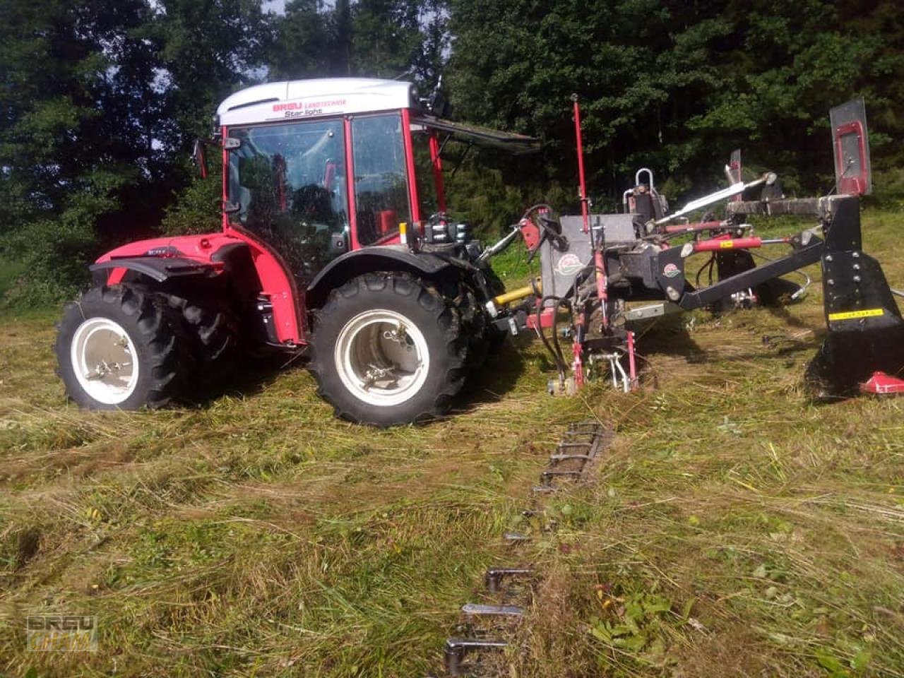 Traktor van het type Antonio Carraro SR 7600, Gebrauchtmaschine in Cham (Foto 10)