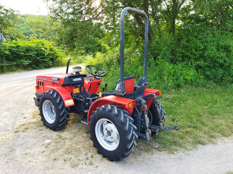 Traktor Türe ait Antonio Carraro Supertigre 5500, Gebrauchtmaschine içinde Hradec Kralove (resim 3)