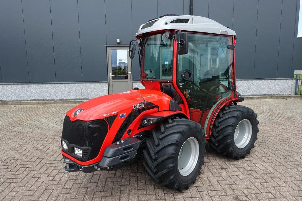 Traktor Türe ait Antonio Carraro Taro SRX5800 4wd / 00096 Draaiuren / Full Options, Gebrauchtmaschine içinde Swifterband (resim 4)