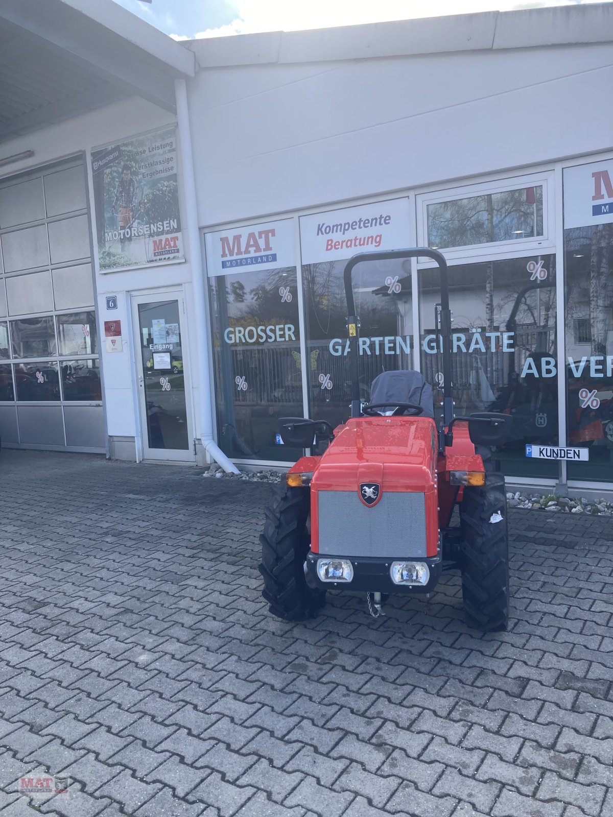 Traktor tipa Antonio Carraro Tigre 3200, Neumaschine u Waldkraiburg (Slika 1)