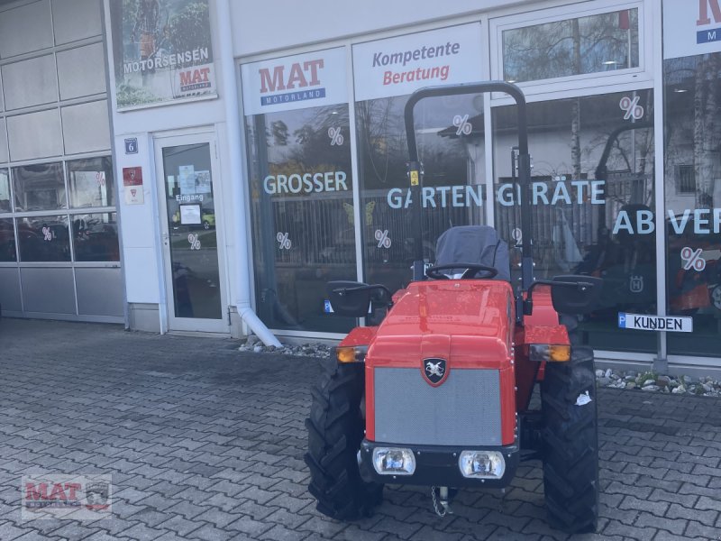 Traktor of the type Antonio Carraro Tigre 3200, Neumaschine in Waldkraiburg