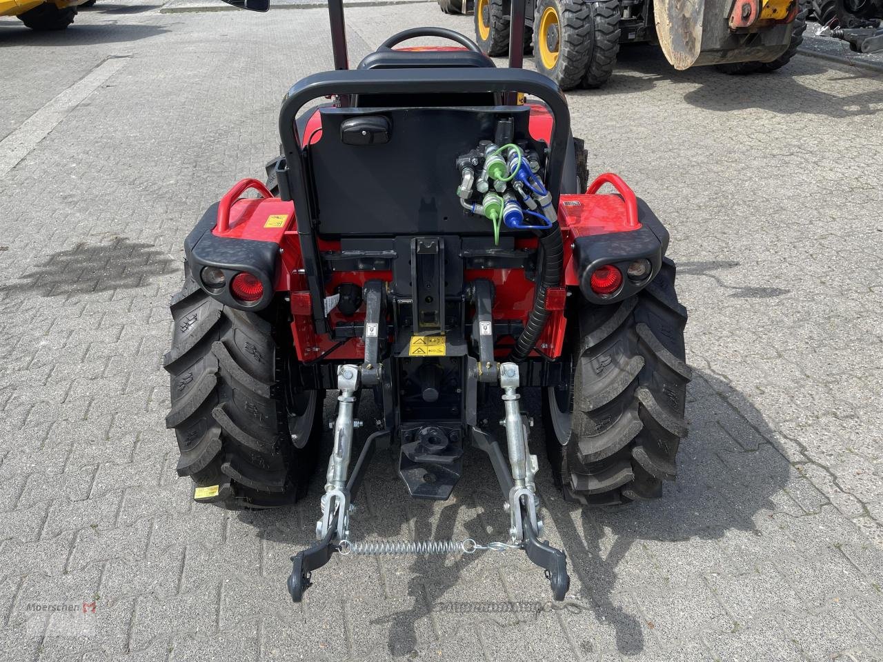 Traktor of the type Antonio Carraro Tigre 3800, Neumaschine in Tönisvorst (Picture 7)