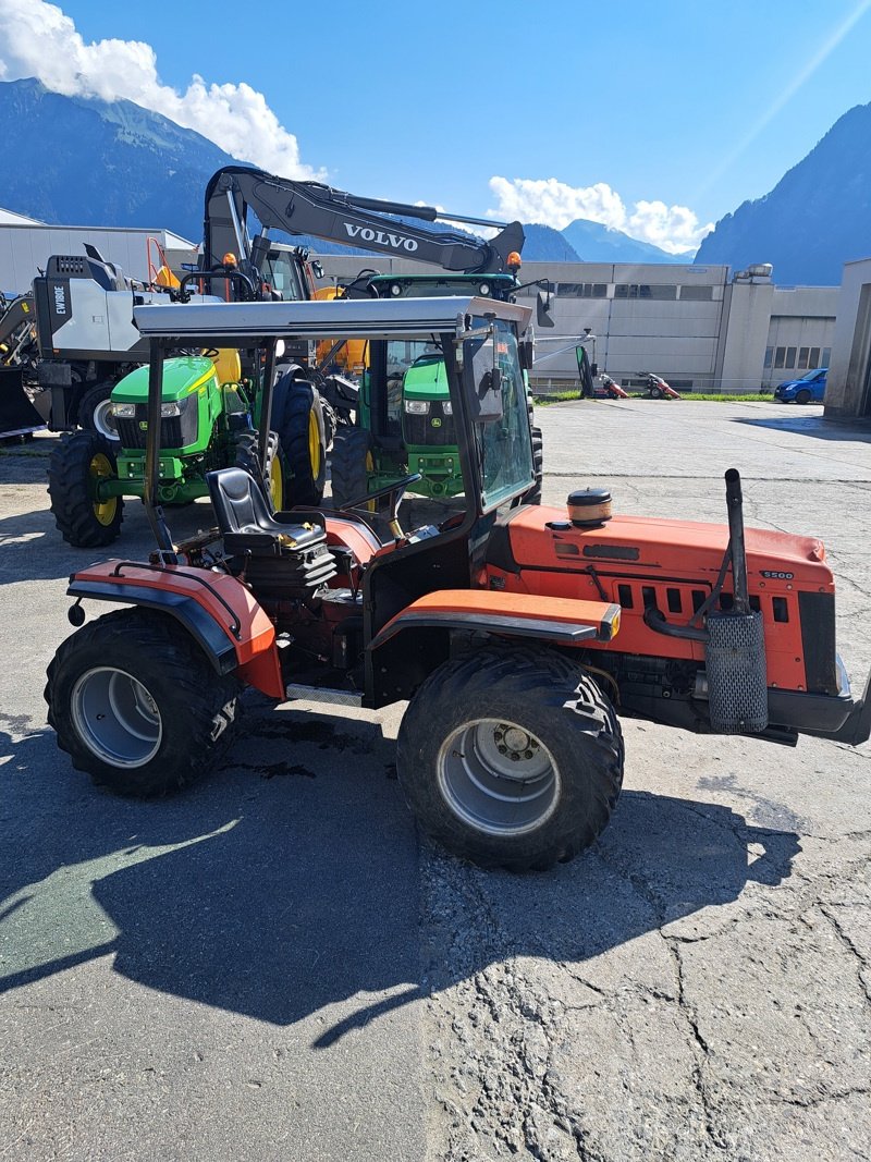 Traktor tip Antonio Carraro Tigretrac 5500, Gebrauchtmaschine in Landquart (Poză 6)