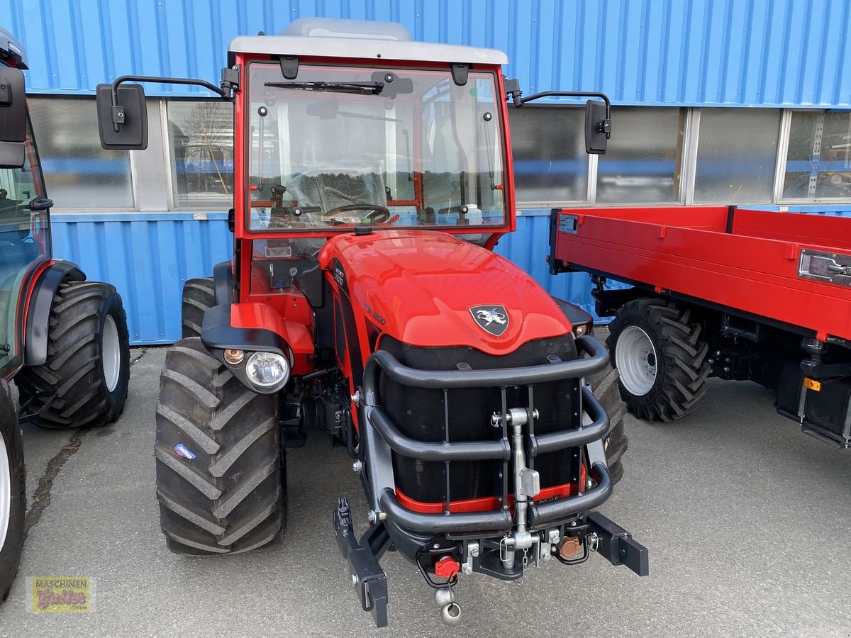 Traktor of the type Antonio Carraro TTR 7800, Neumaschine in Kötschach (Picture 3)