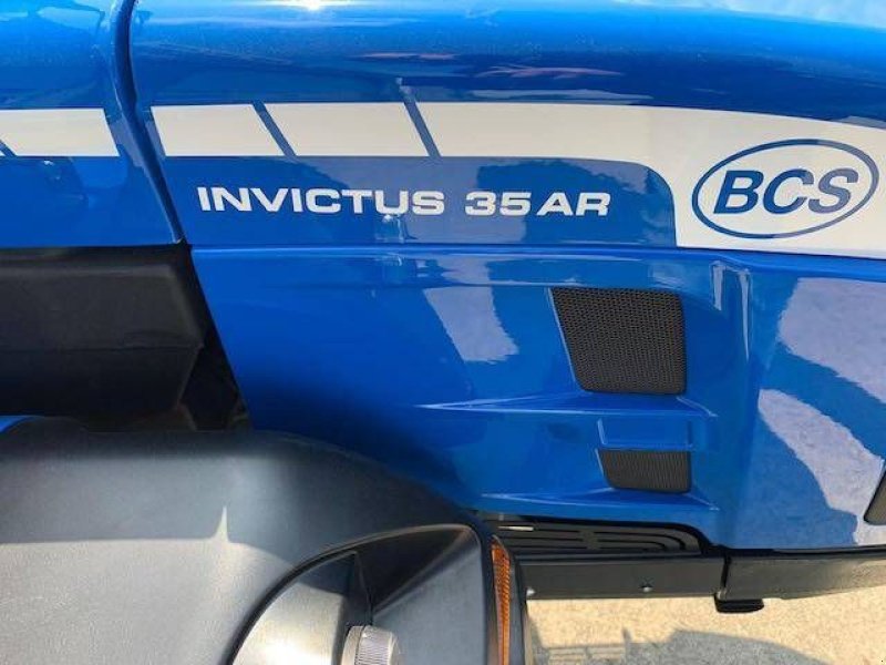 Traktor van het type BCS Invictus K35, Neumaschine in Heijningen (Foto 3)