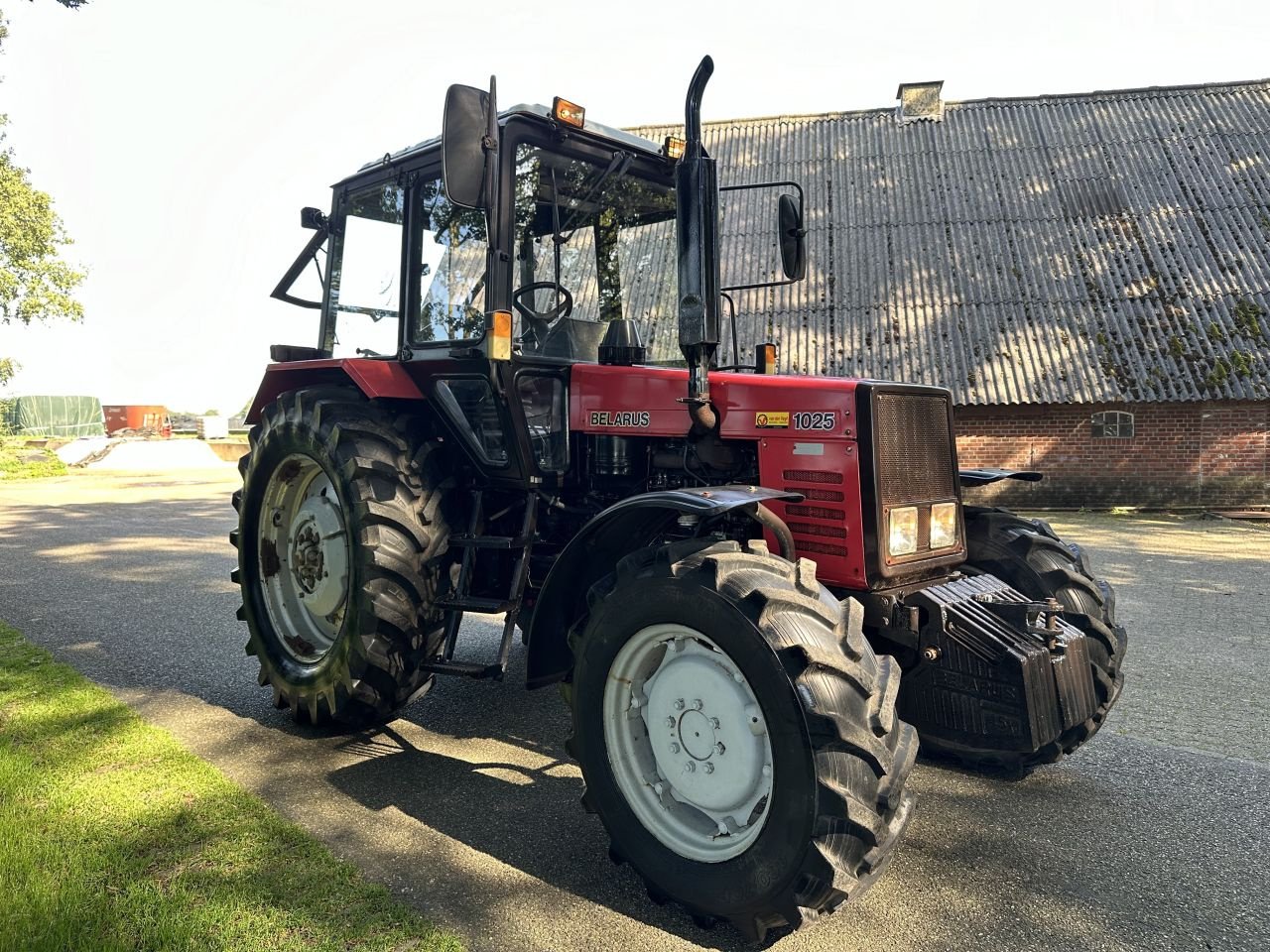 Traktor van het type Belarus 1025, Gebrauchtmaschine in Rossum (Foto 2)