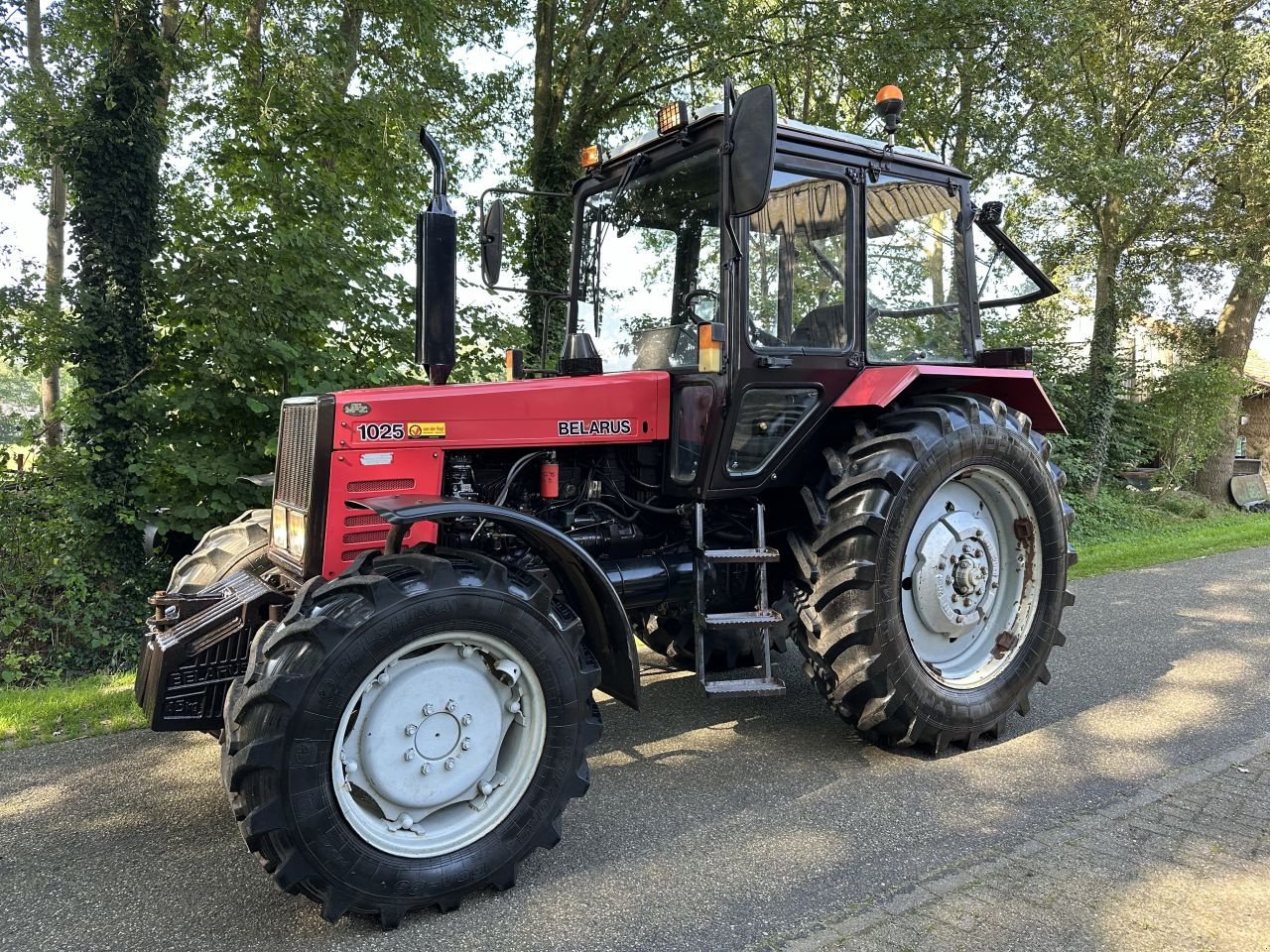 Traktor van het type Belarus 1025, Gebrauchtmaschine in Rossum (Foto 1)